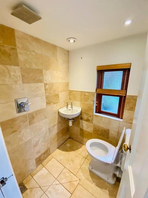 Cotswold Home Over 4 Floors - Perfect For Families Friends Contractors Chipping Norton Exterior photo