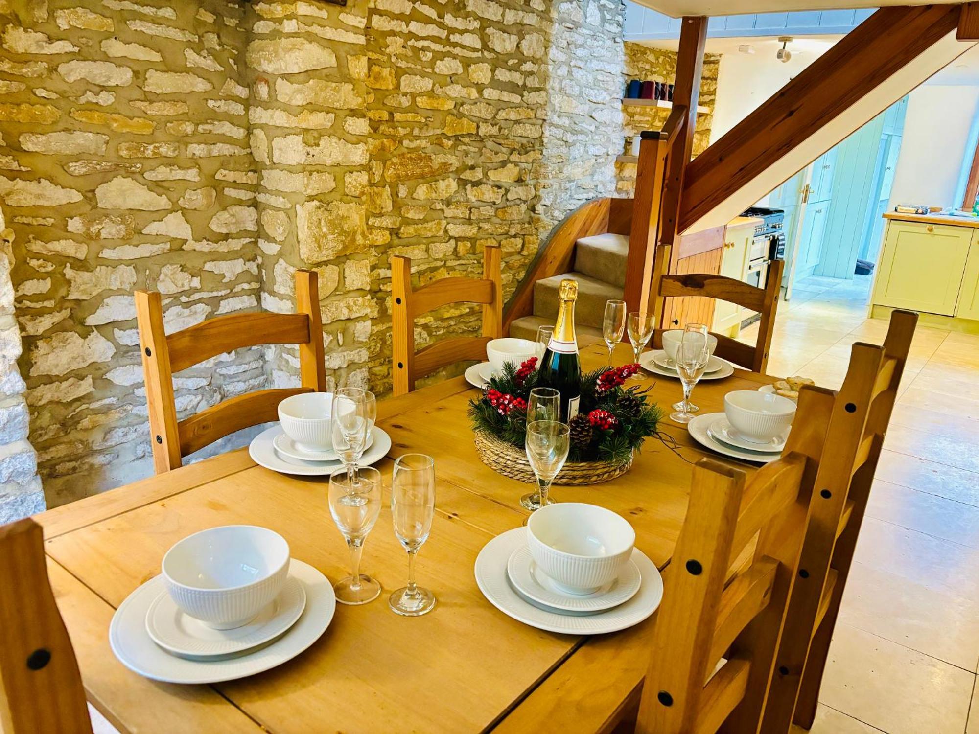 Cotswold Home Over 4 Floors - Perfect For Families Friends Contractors Chipping Norton Exterior photo