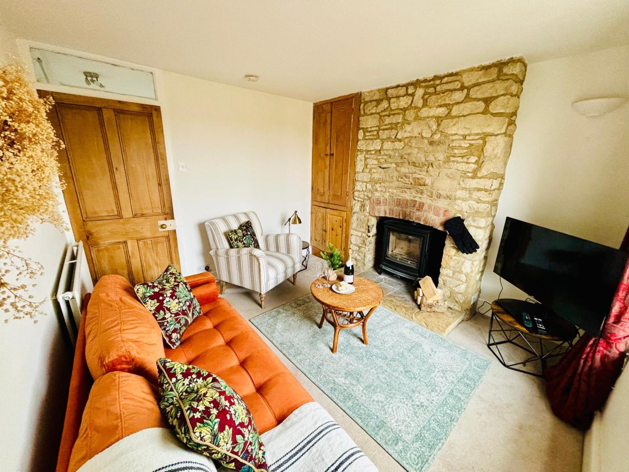 Cotswold Home Over 4 Floors - Perfect For Families Friends Contractors Chipping Norton Exterior photo